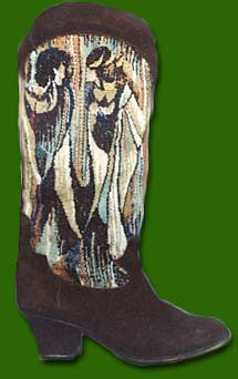Boot with the tapestry gusset